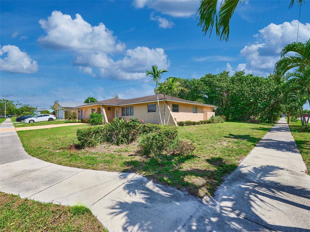 Lake Worth Beach, FL 33461,2014 7th Ct S