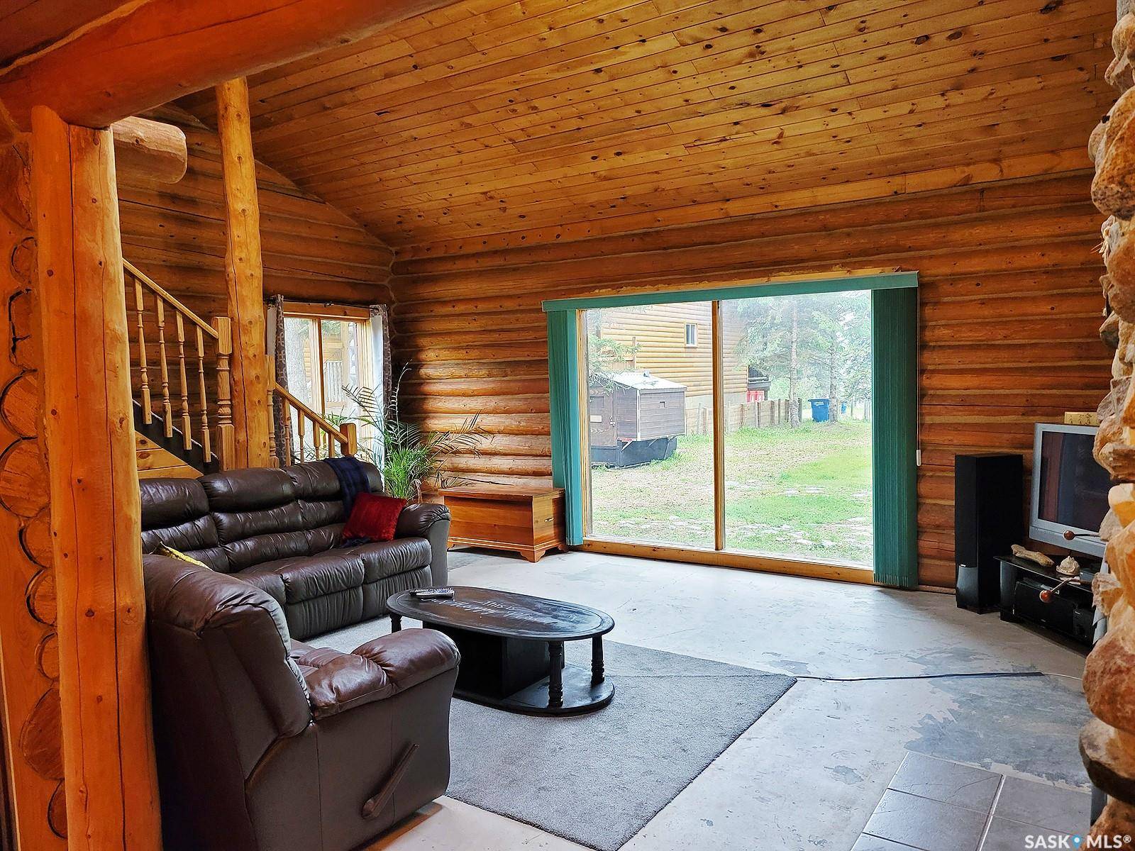 Chitek Lake, SK S0J 0L0,715 Chitek DRIVE