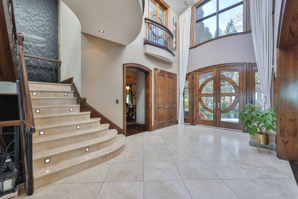 Mississauga, ON L5J 1A4,1500 Watersedge RD