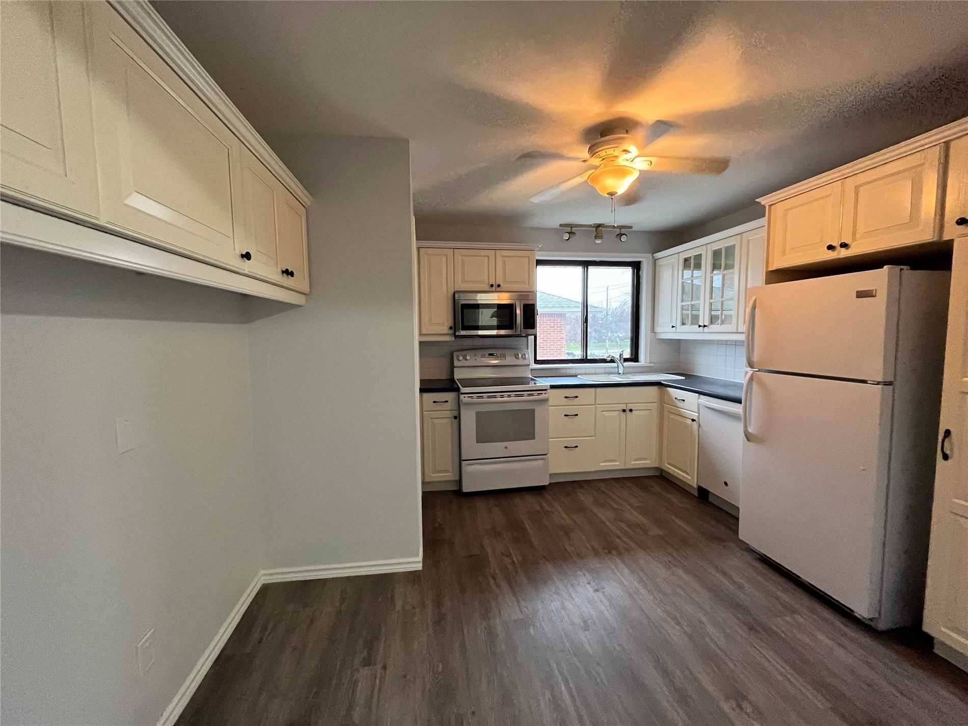 Burlington, ON L7P 2S3,1289 Tyrrell RD