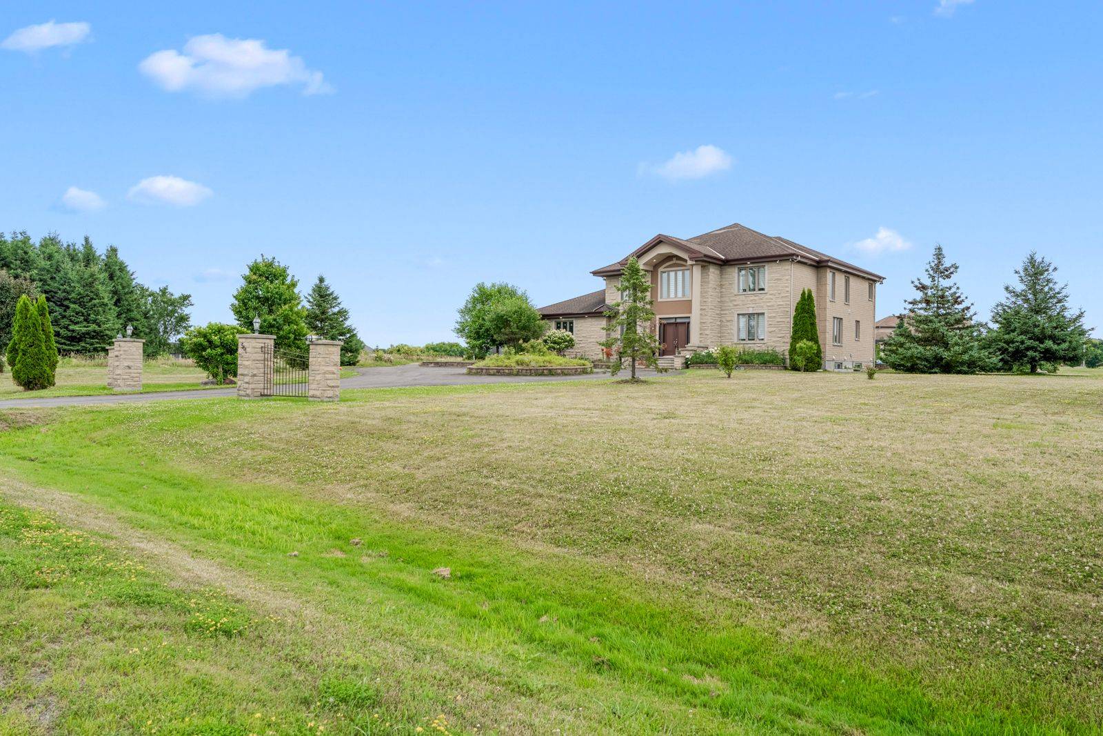 Manotick - Kars - Rideau Twp And Area, ON K4M 0A1,501 Winnards Perch WAY