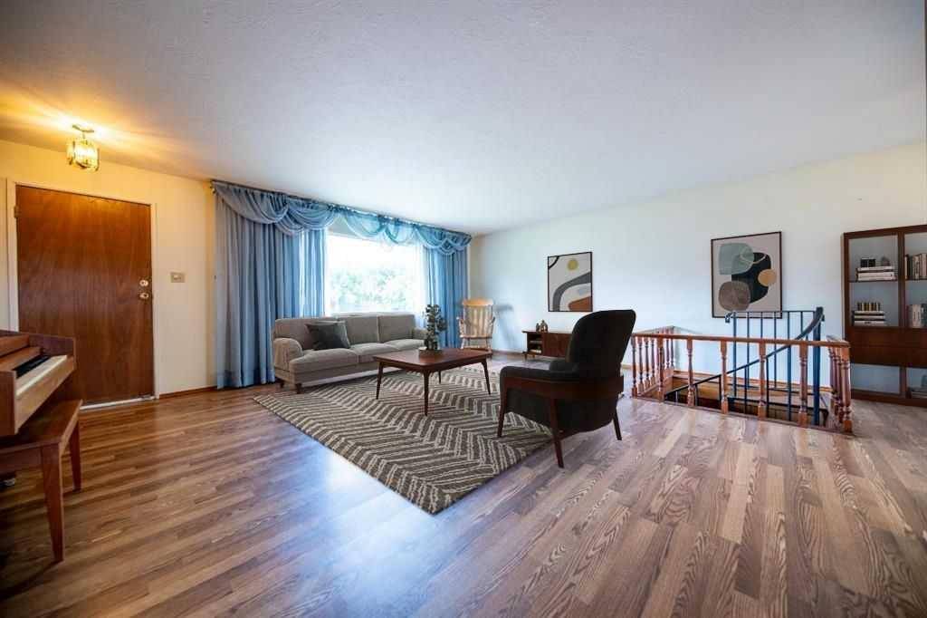 Grande Prairie, AB T8V 0N8,9527 98 AVE