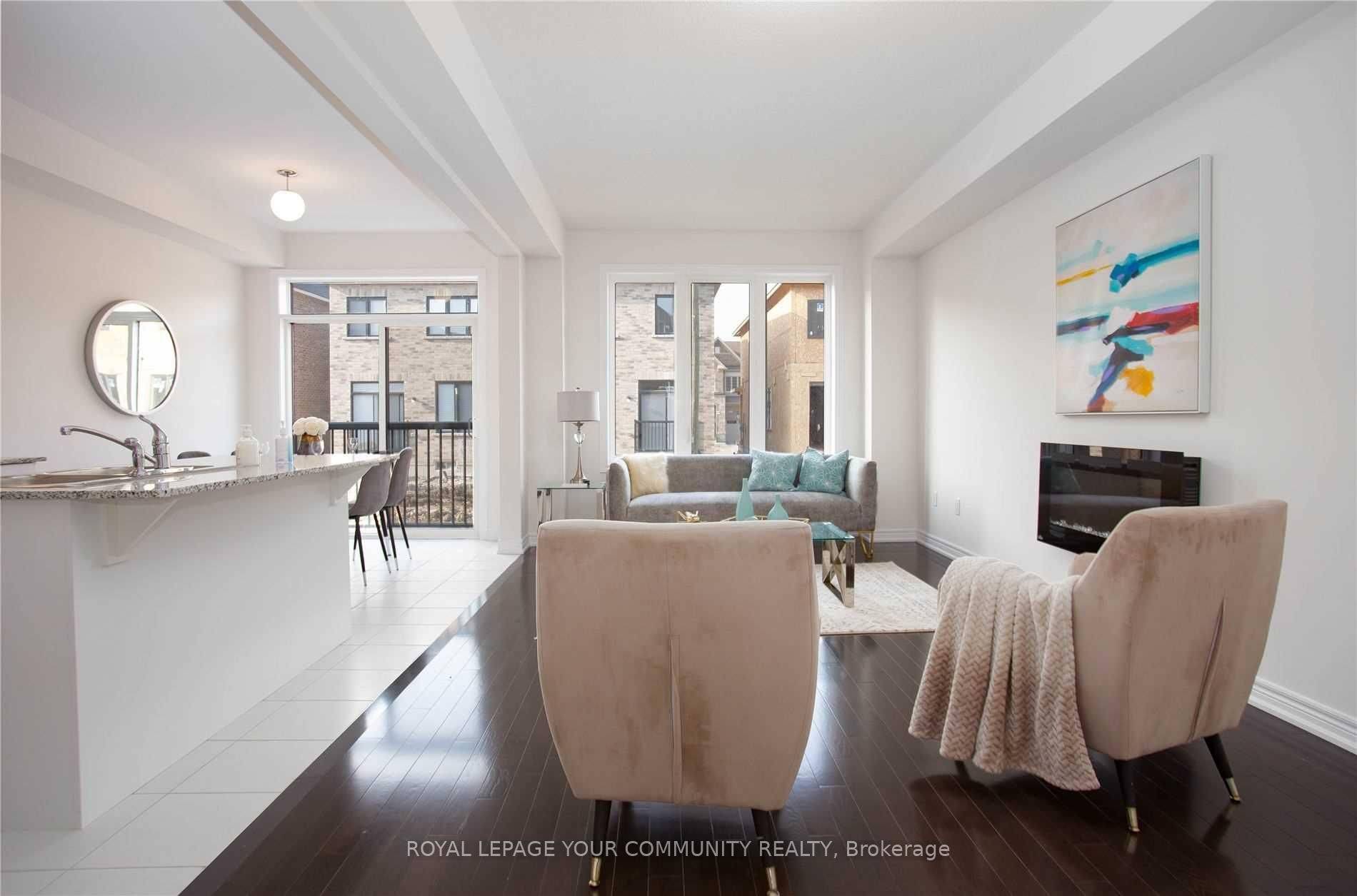 Whitby, ON L1P 0R9,138 Christine Elliott AVE