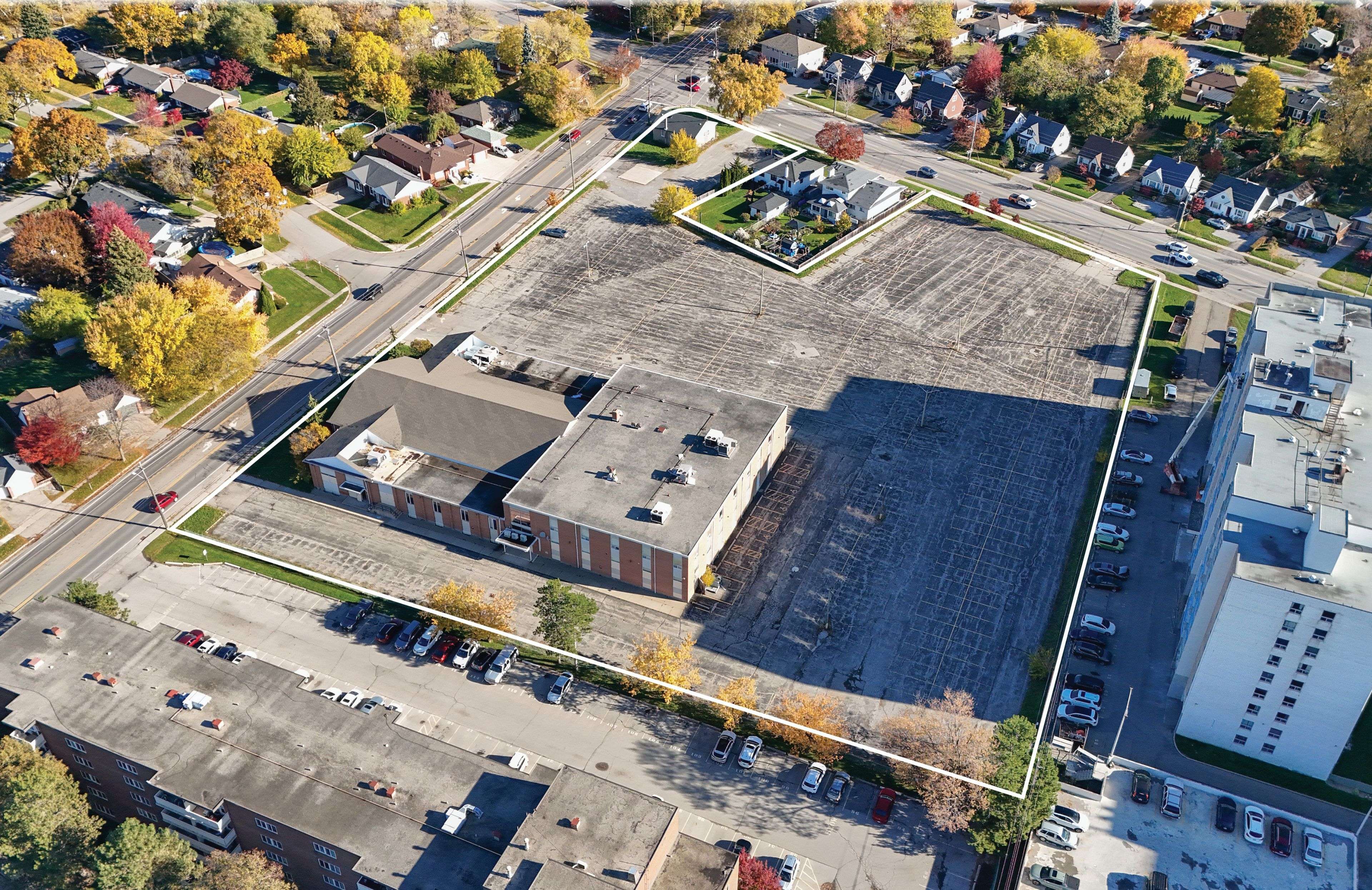 St. Catharines, ON L2N 5T3,240 Scott ST