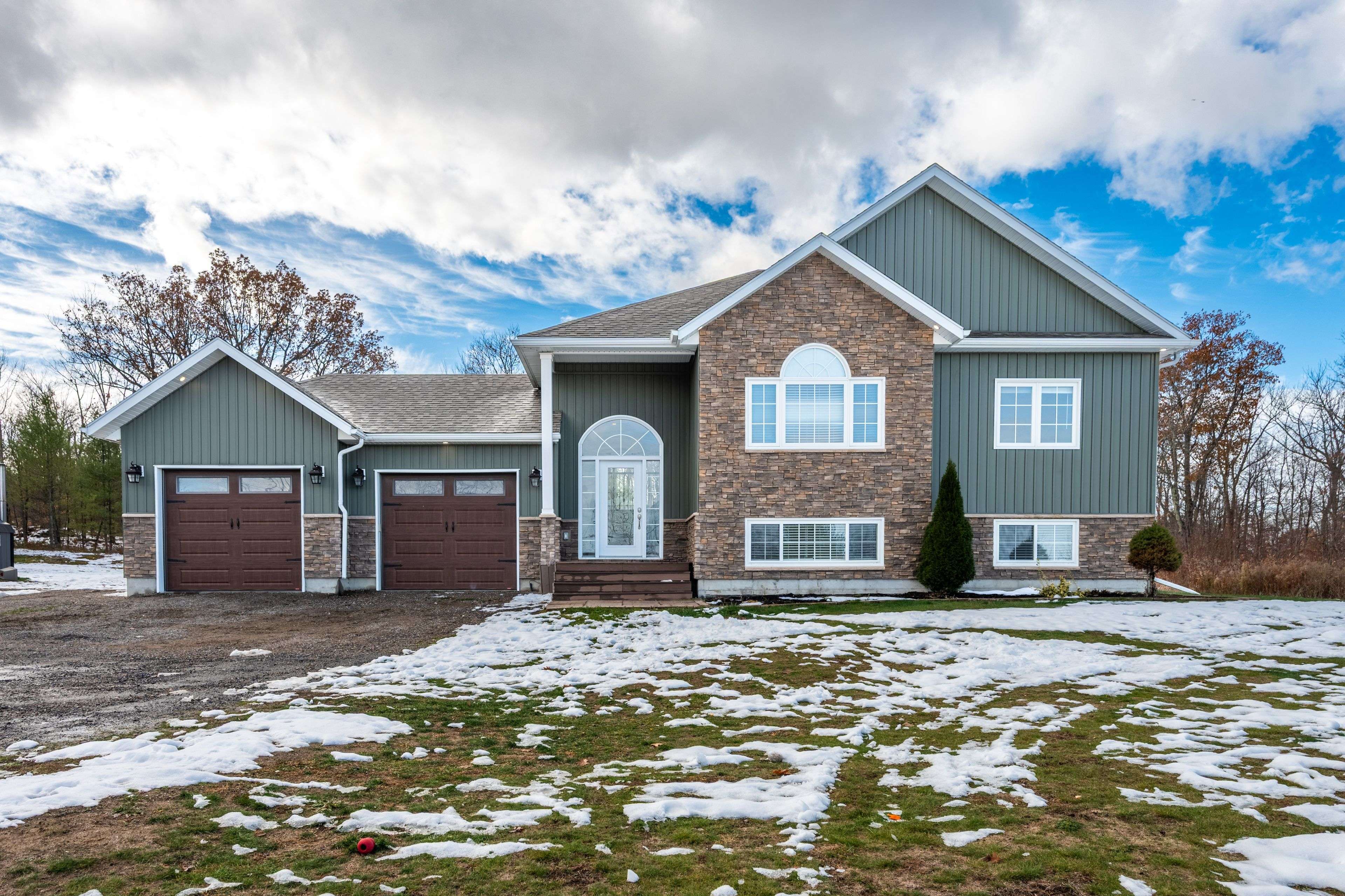 Frontenac, ON K0H 2K0,1557 Long Lake RD