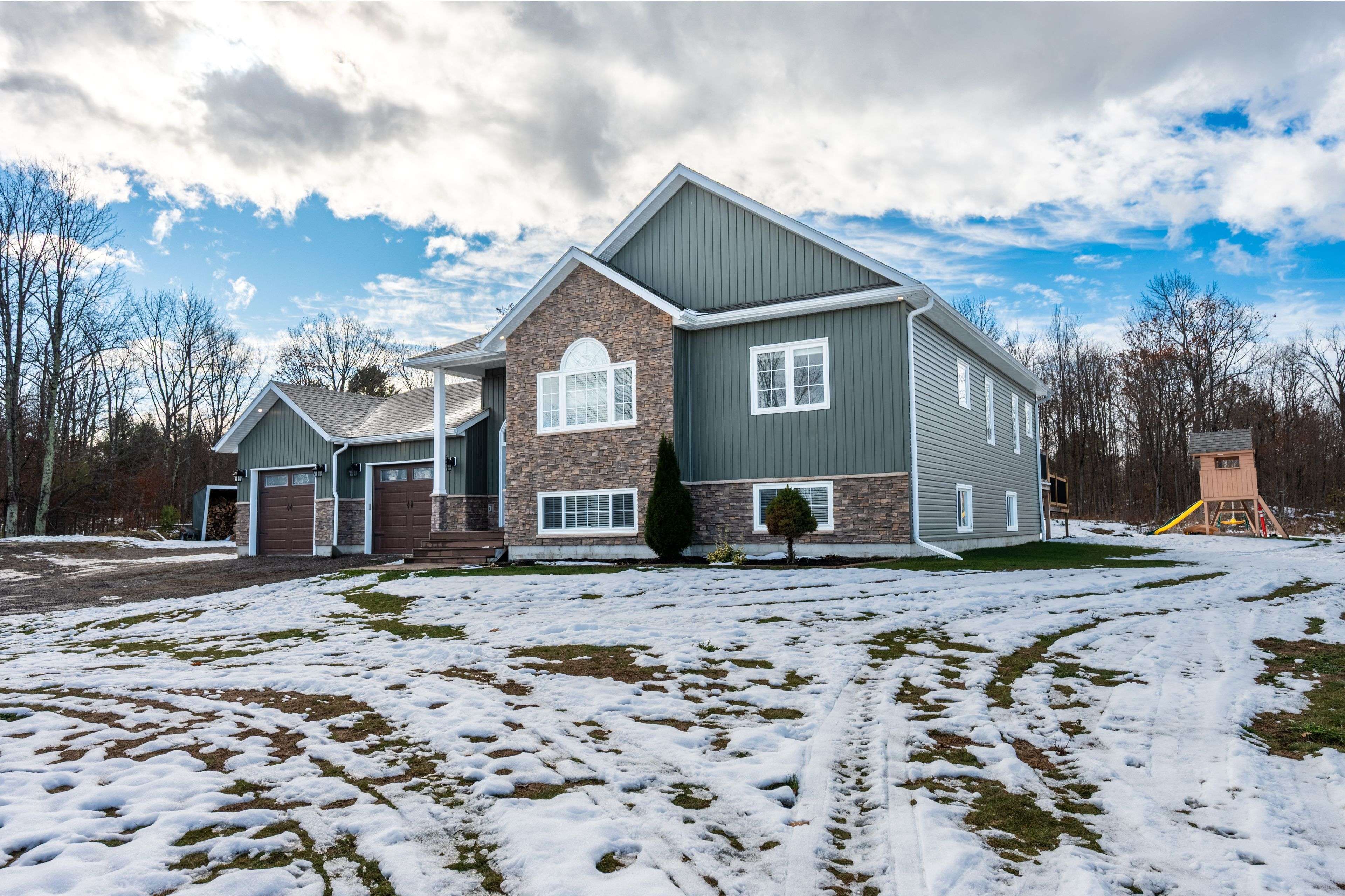 Frontenac, ON K0H 2K0,1557 Long Lake RD