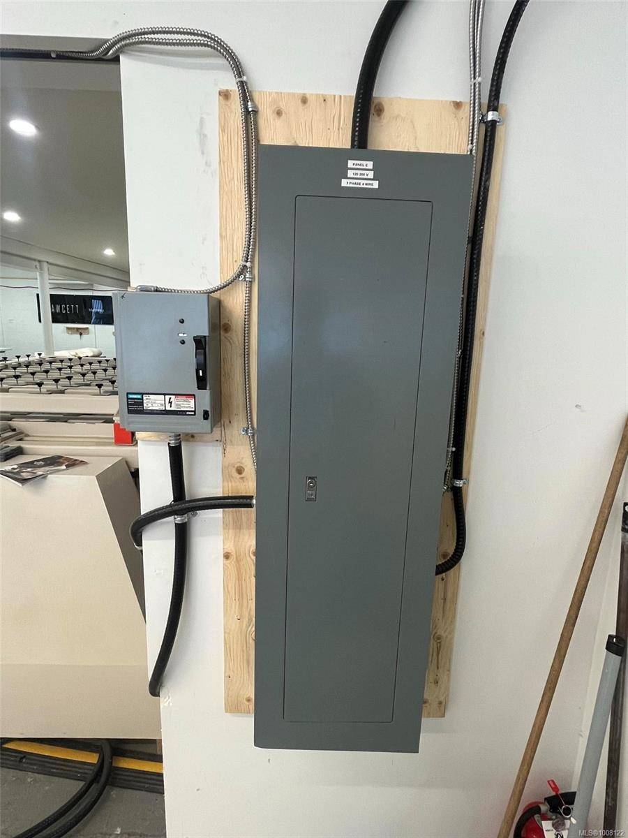 Victoria, BC V8T 4T8,2615 Turner St