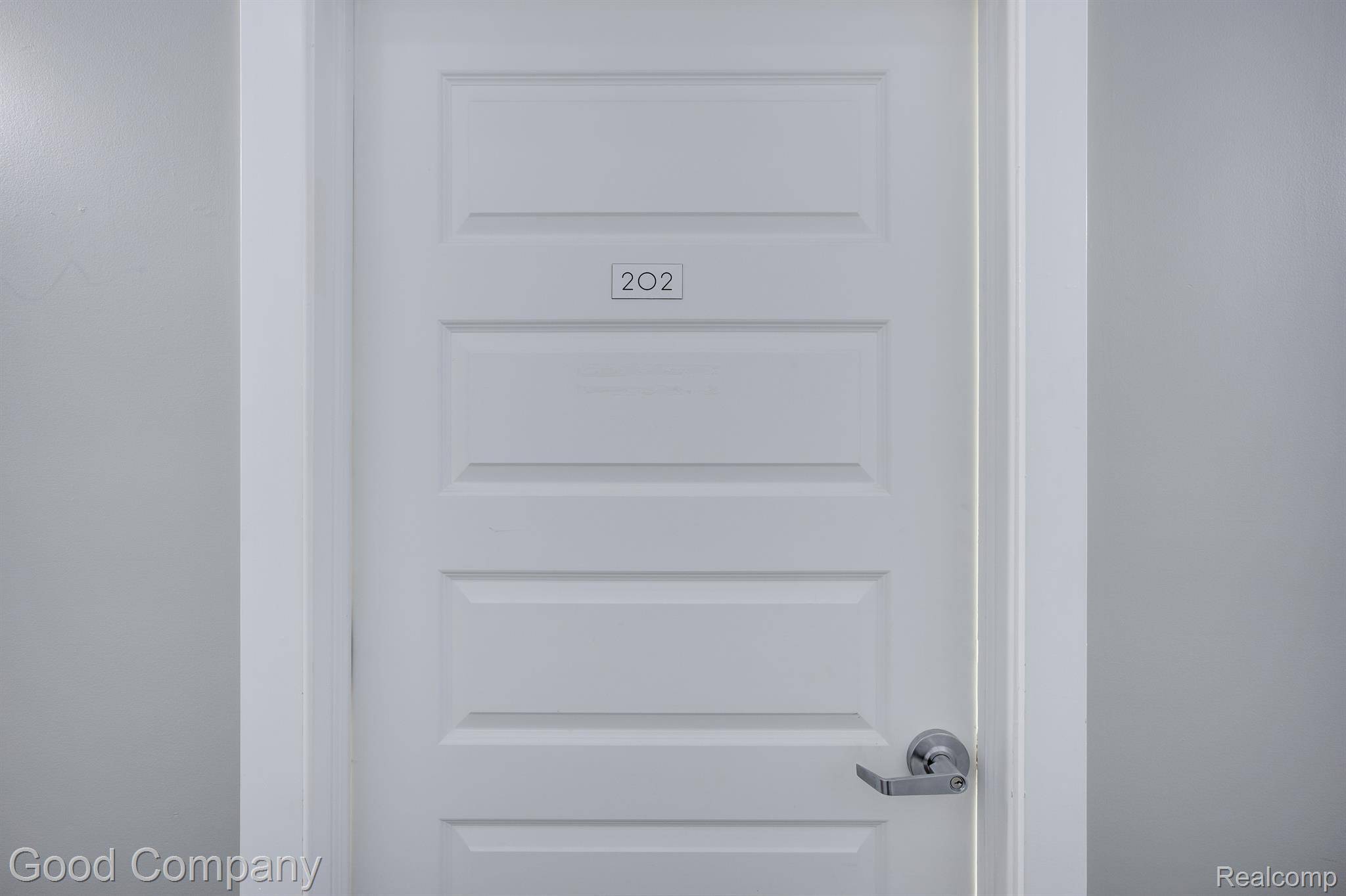 Royal Oak, MI 48067,628 E PARENT AVE #103