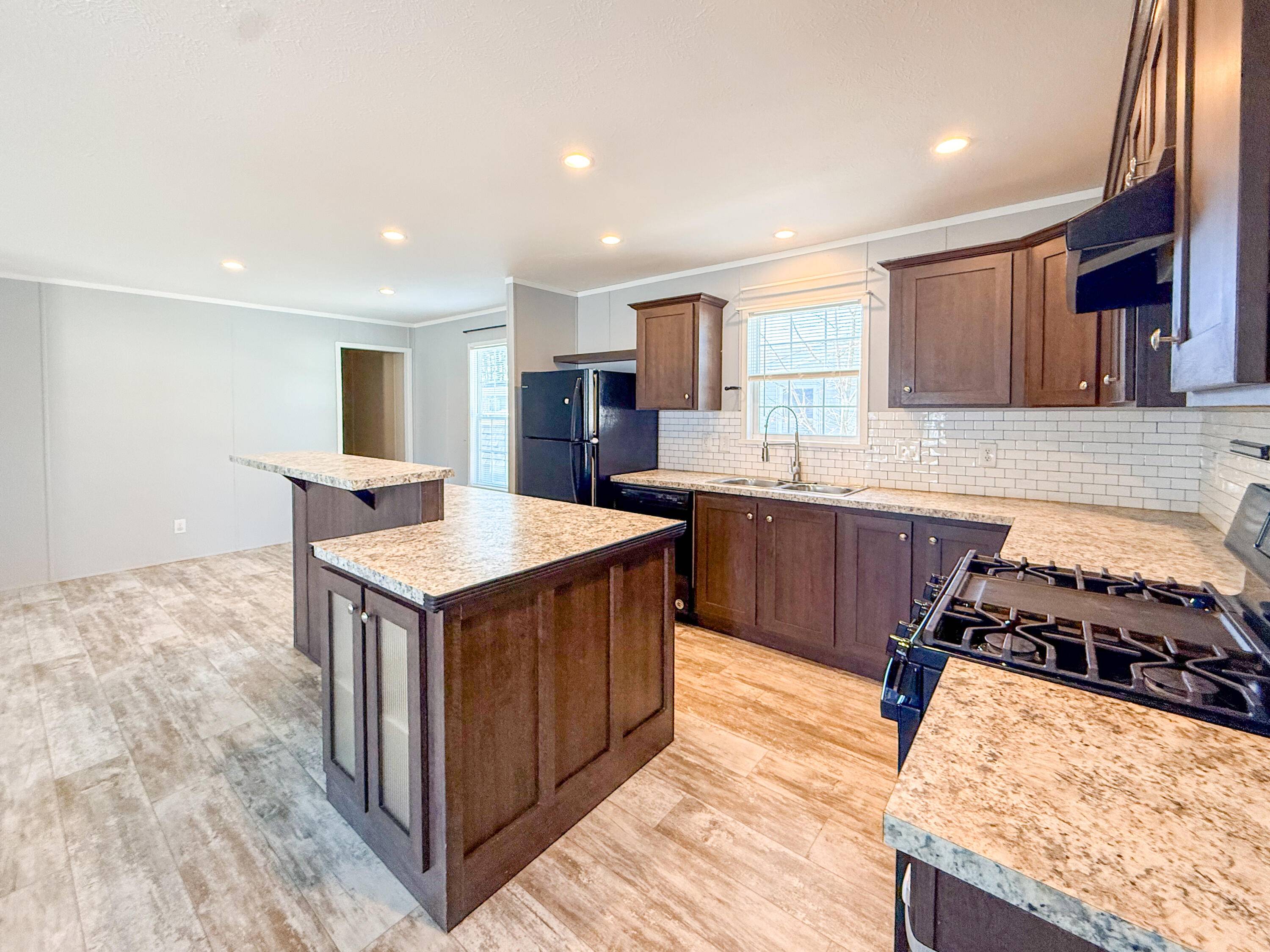 Muskegon, MI 49442,4883 Russet AVE