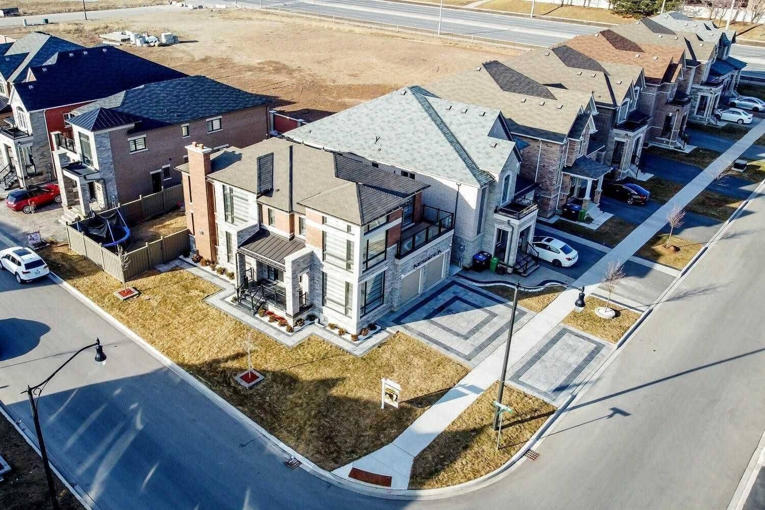 Brampton, ON L6X 5N3,28 Dalecrest RD