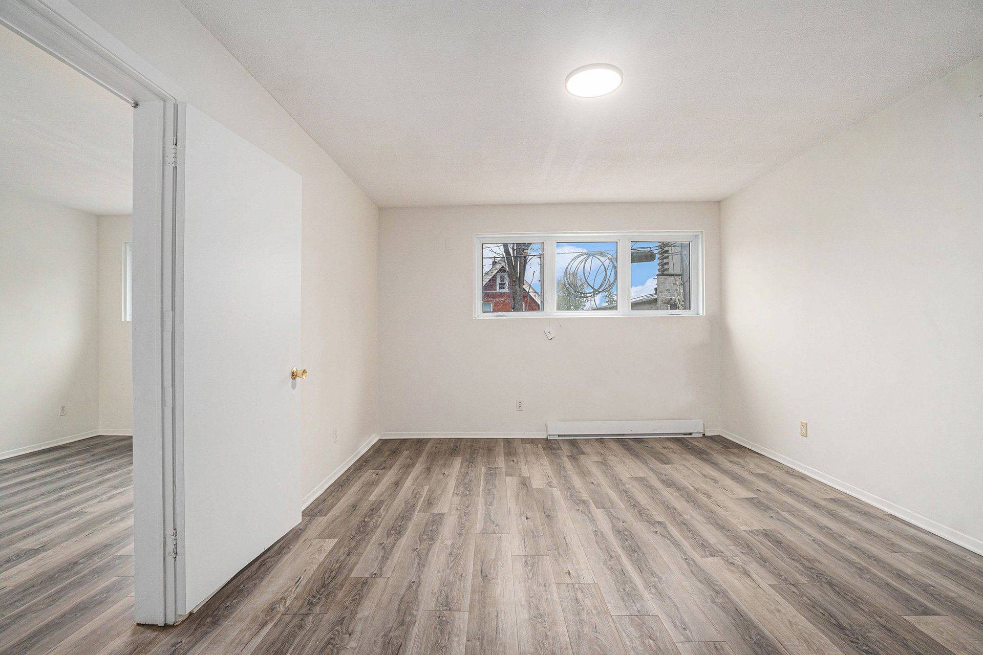 Vanier And Kingsview Park, ON K1L 6P6,185 Mcarthur AVE #A