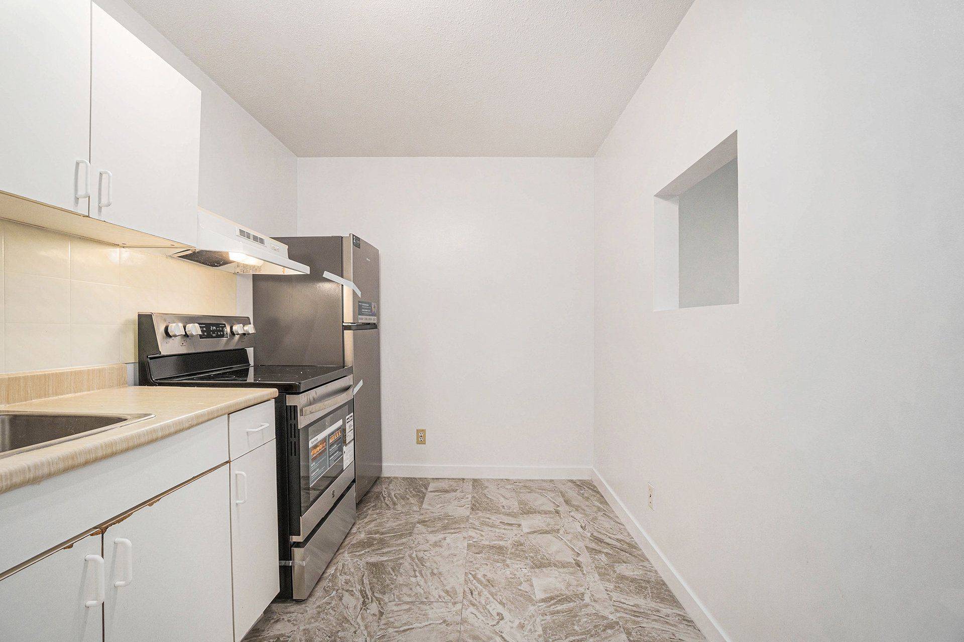 Vanier And Kingsview Park, ON K1L 6P6,185 Mcarthur AVE #A