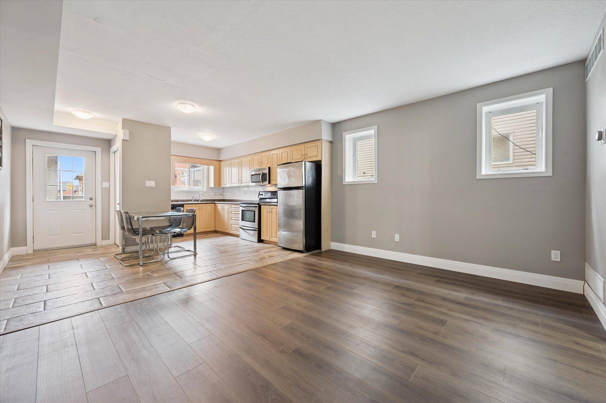 Kitchener, ON N2E 0A3,50 Howe DR #19C