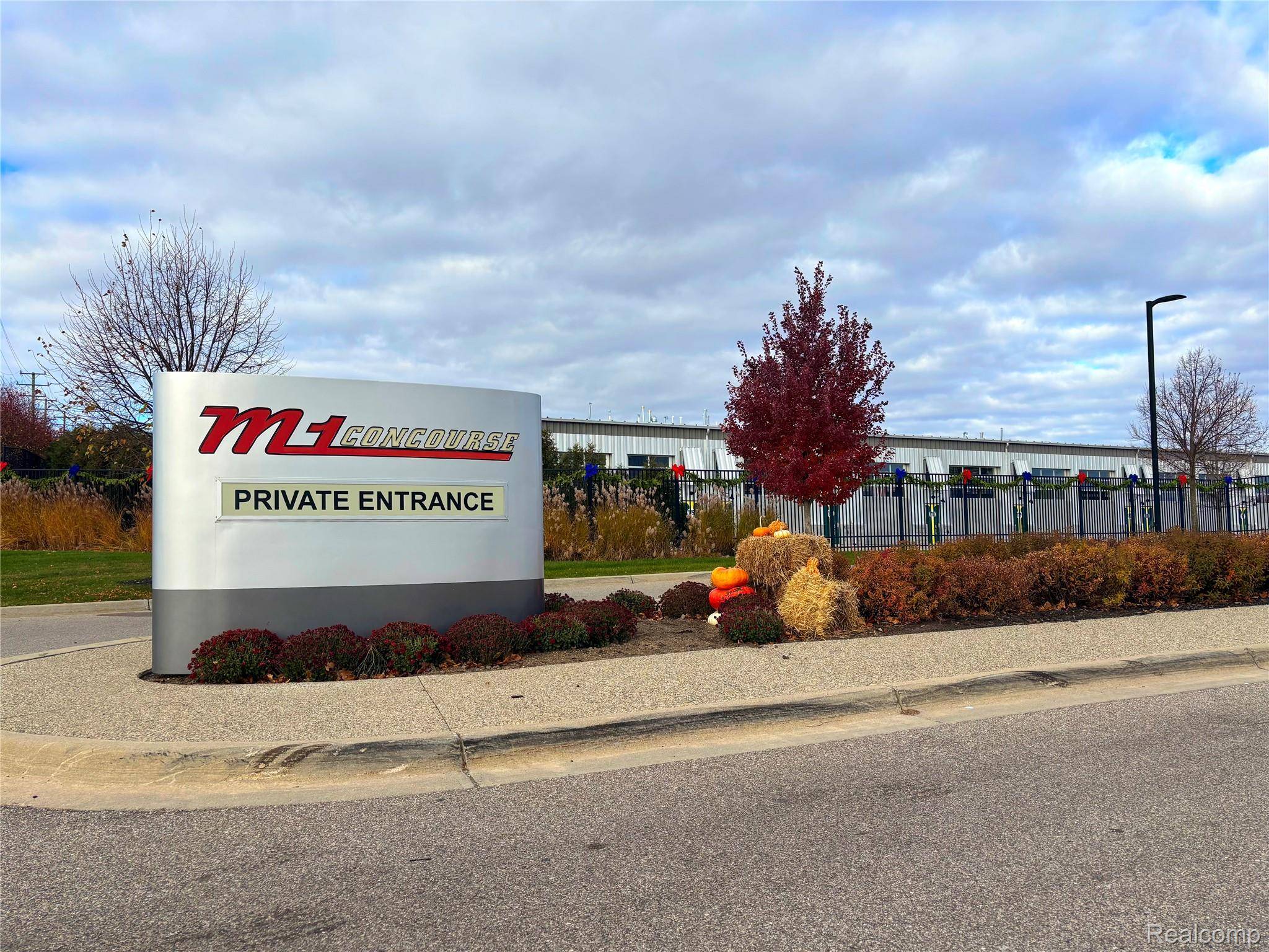 Pontiac, MI 48341,57 Pit LN