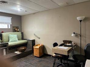 Hurst, TX 76053,117 Melbourne