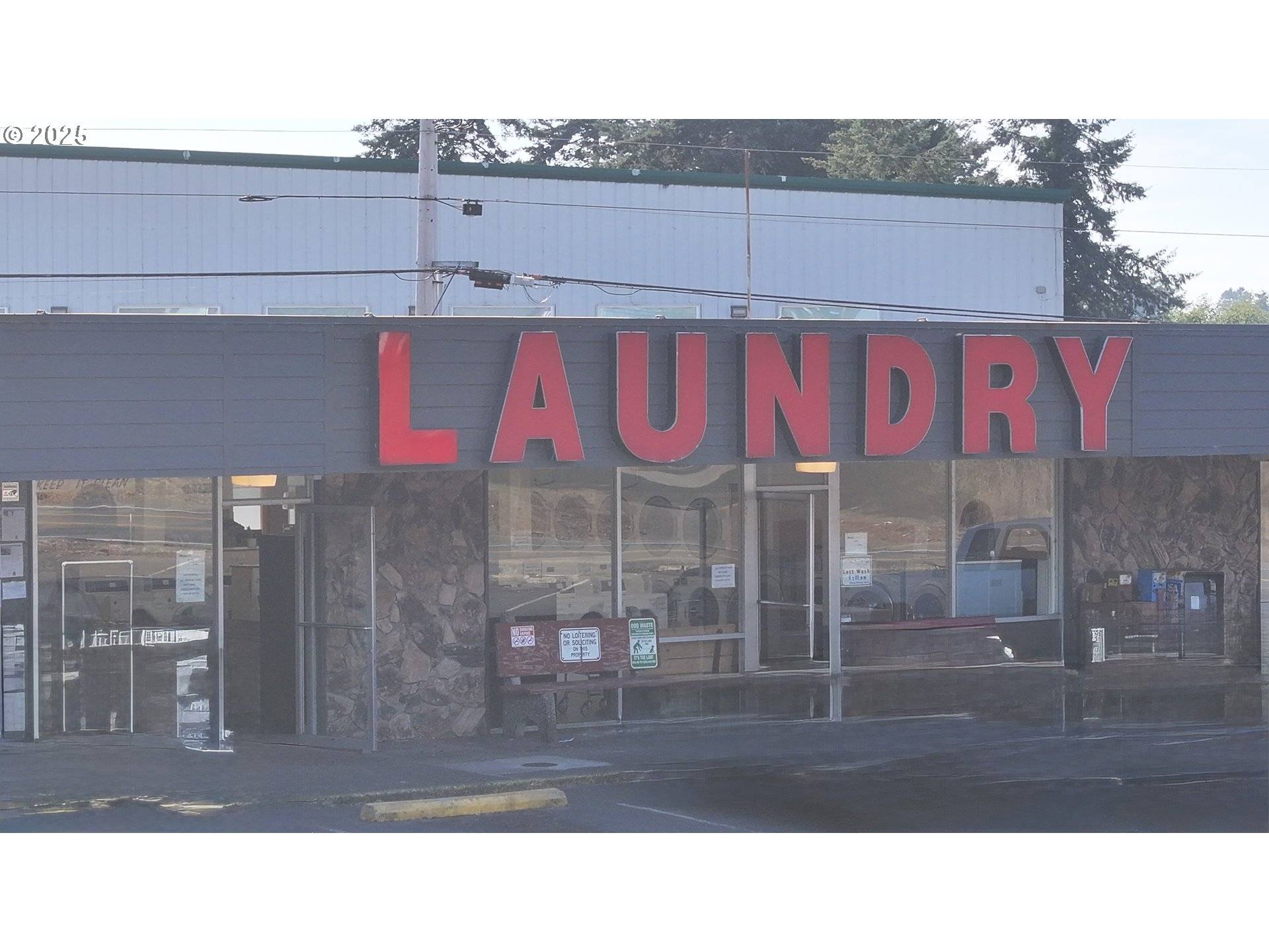 Brookings, OR 97415,97900 SHOPPING CENTER AVE