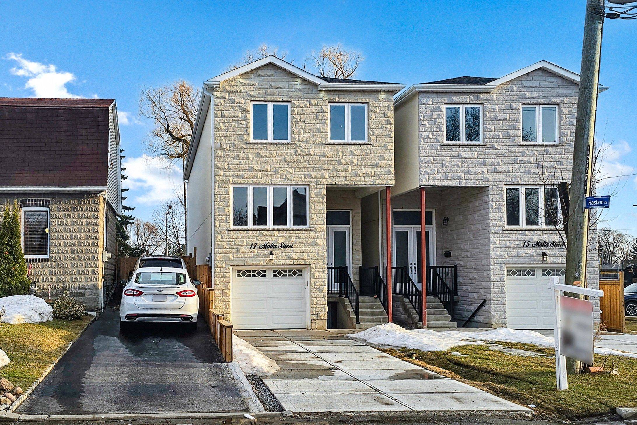 Toronto E06, ON M1N 2L2,17 Malta ST