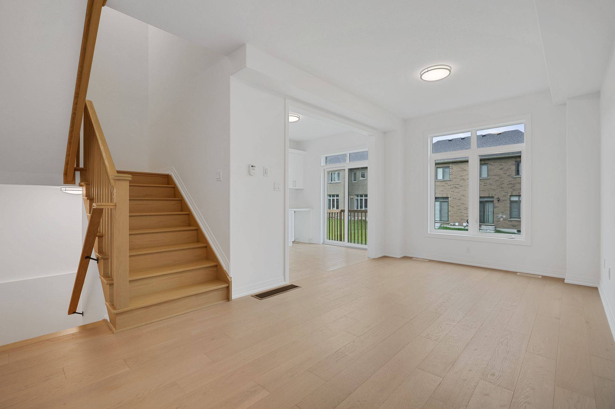 Barrie, ON L9J 0K5,86 Sagewood AVE