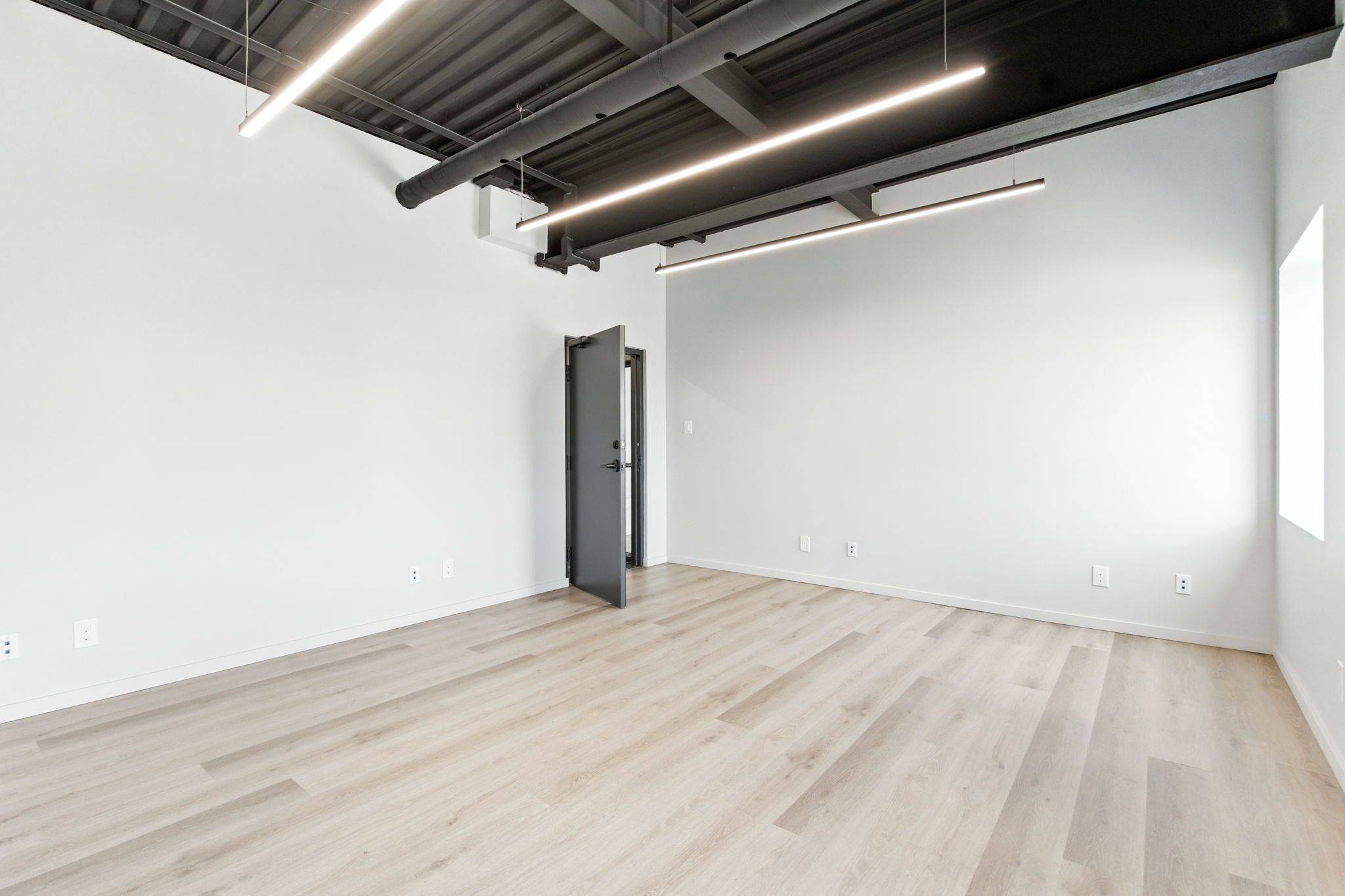 Burlington, ON L7M 1H6,1232 Northside RD #203