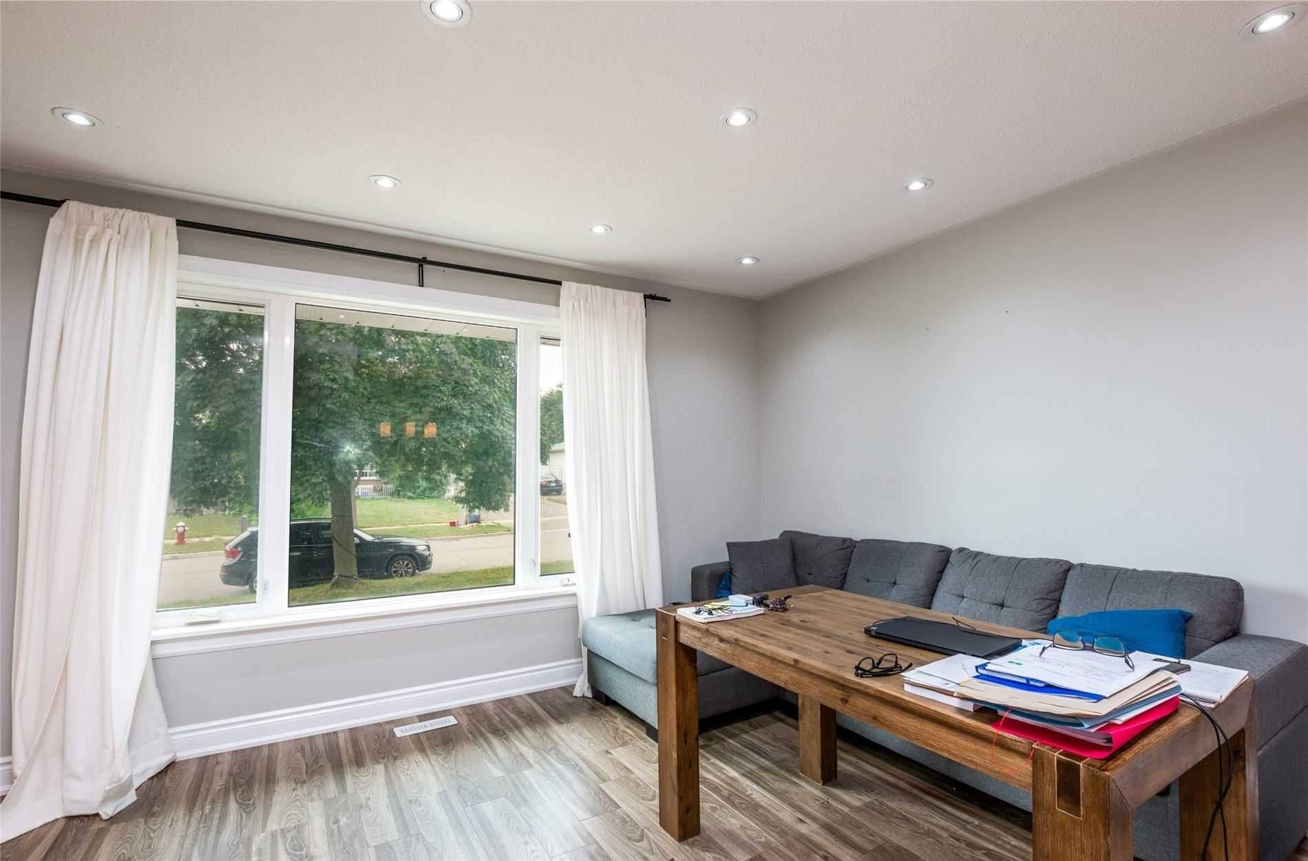 Brampton, ON L6V 2H1,24 Gable DR