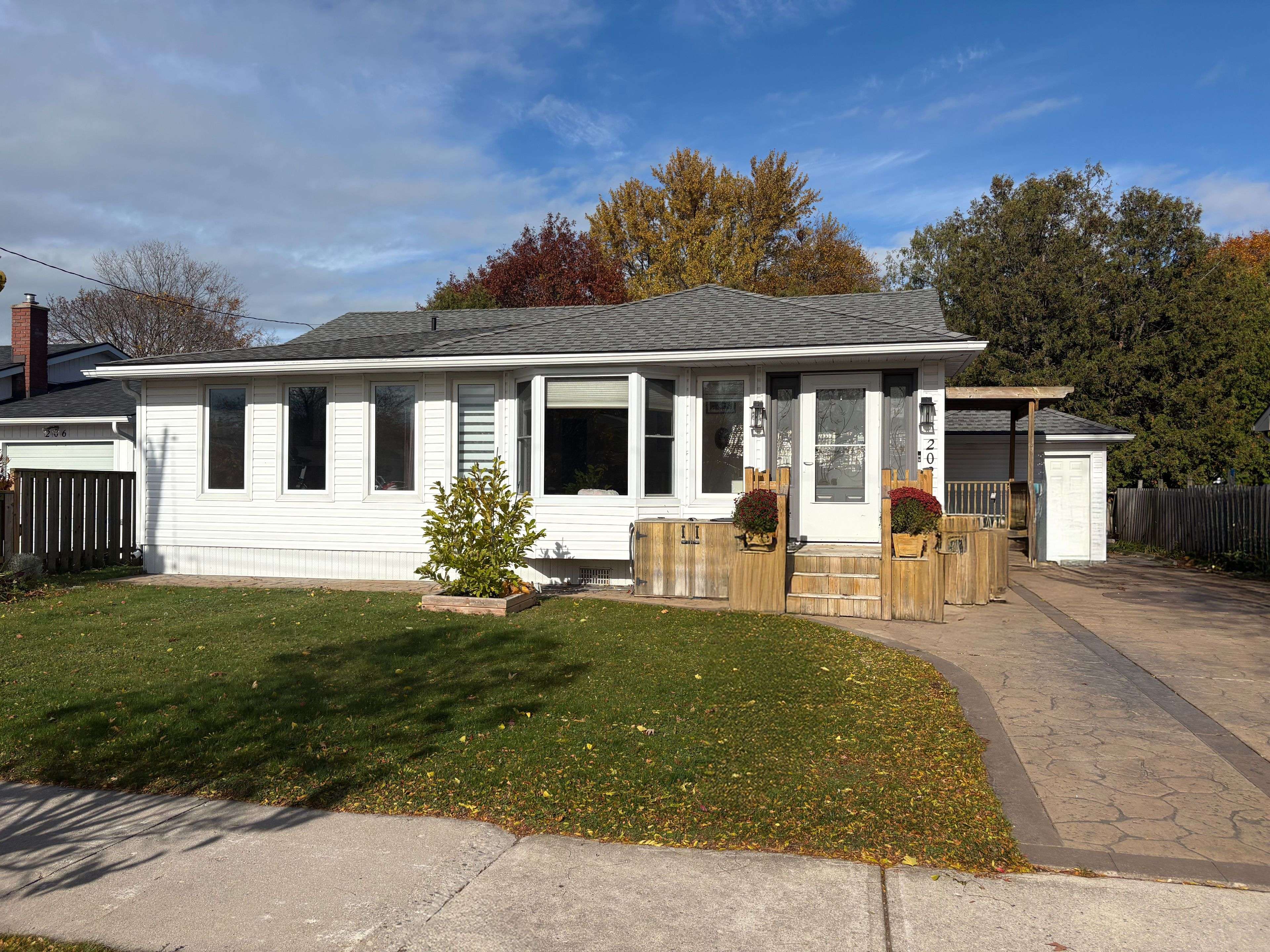 Goderich, ON N7A 1X8,202 Bennett ST W