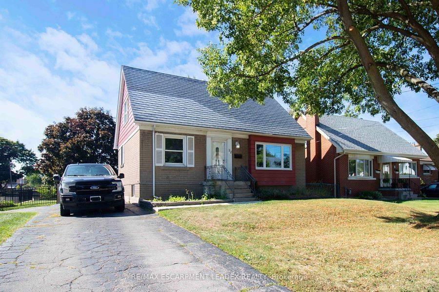Hamilton, ON L8T 3L8,22 Nancy ST