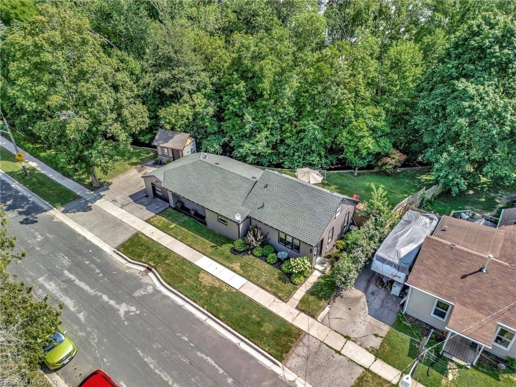 Norfolk, ON N3Y 3X2,275 Talbot ST N