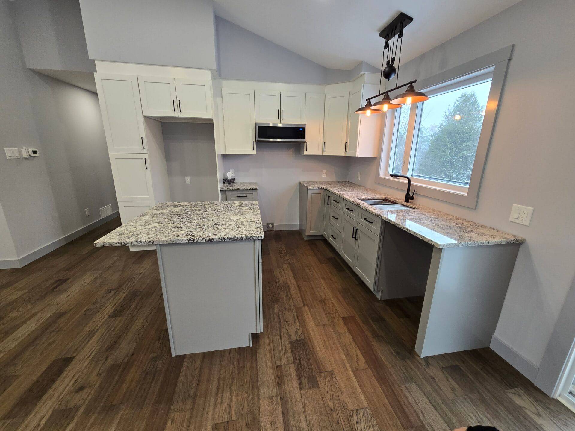 Montague, ON K7A 4S6,7367 Roger Stevens DR