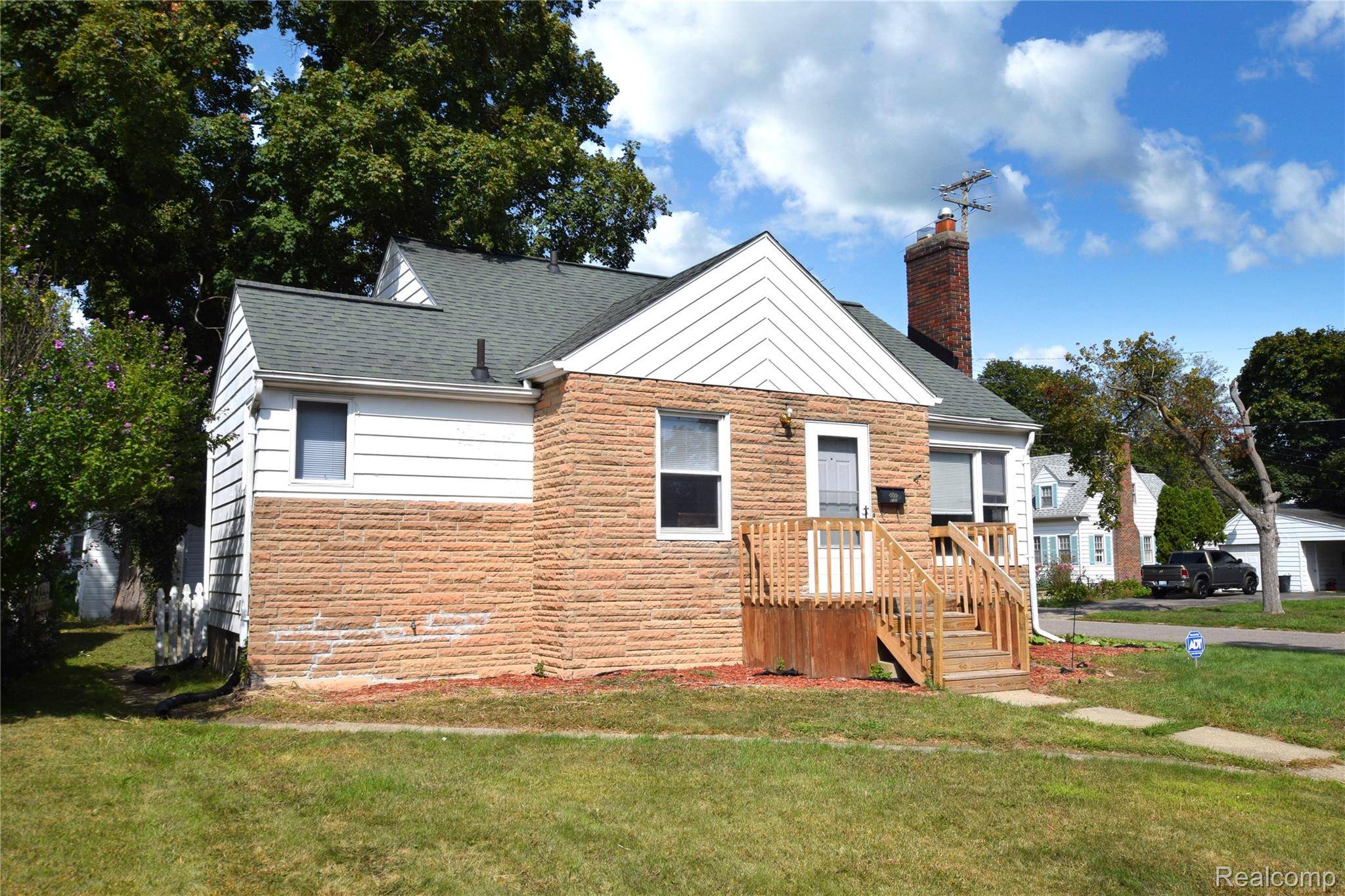 Flint, MI 48503,2131 Windemere AVE