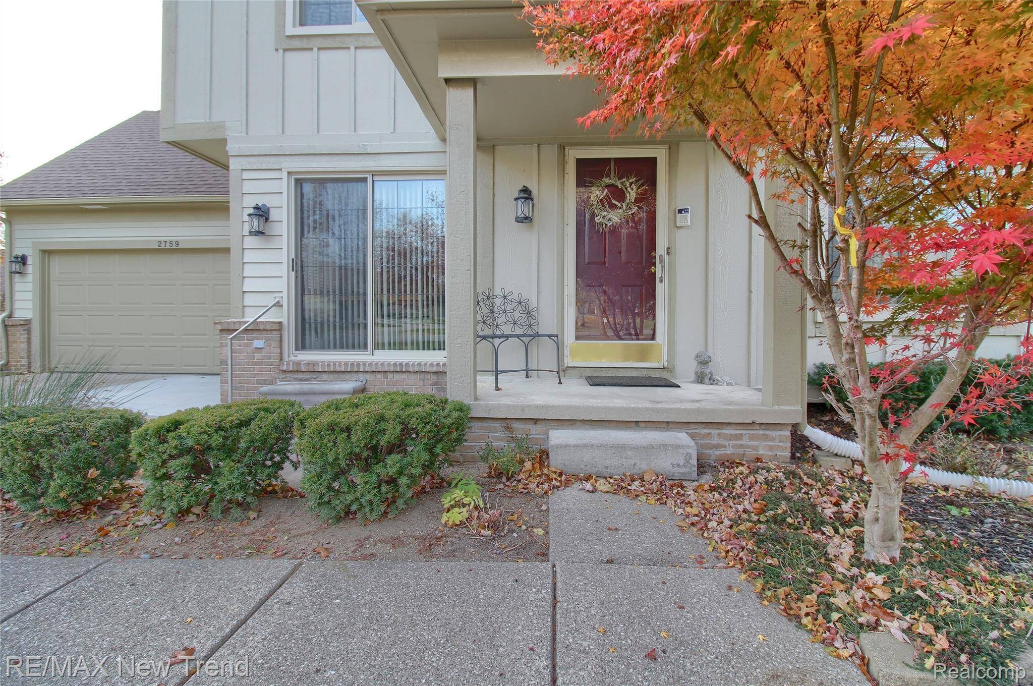 Wixom, MI 48393,2759 Maple Forest DR