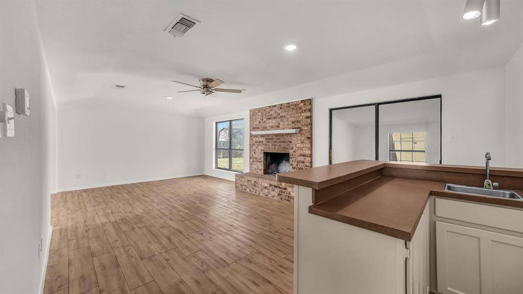 Aledo, TX 76008,121 Meadow Lane