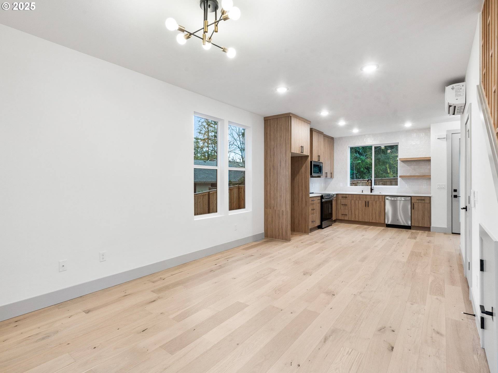 Portland, OR 97219,5211 SW Vacuna ST