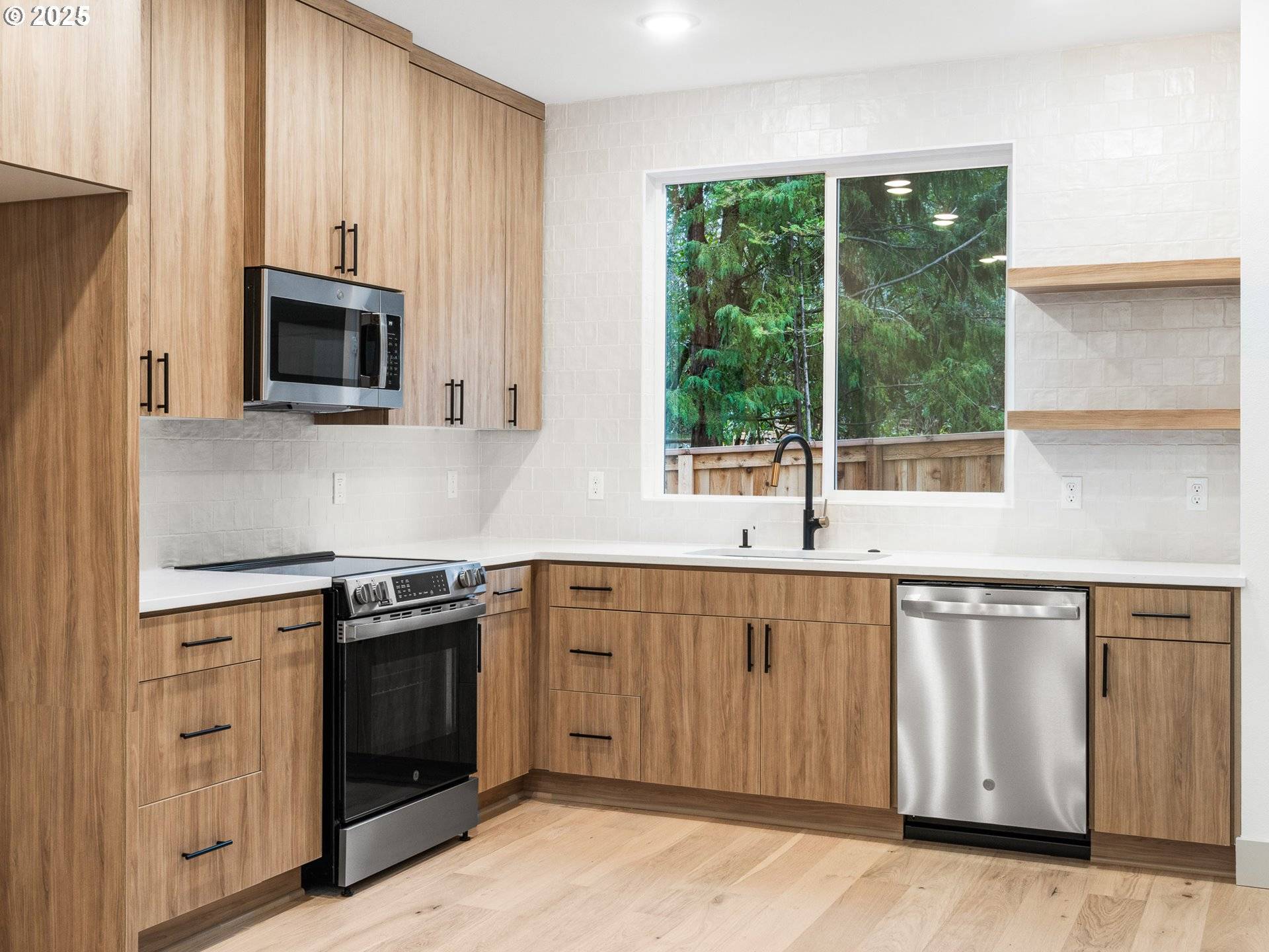 Portland, OR 97219,5211 SW Vacuna ST