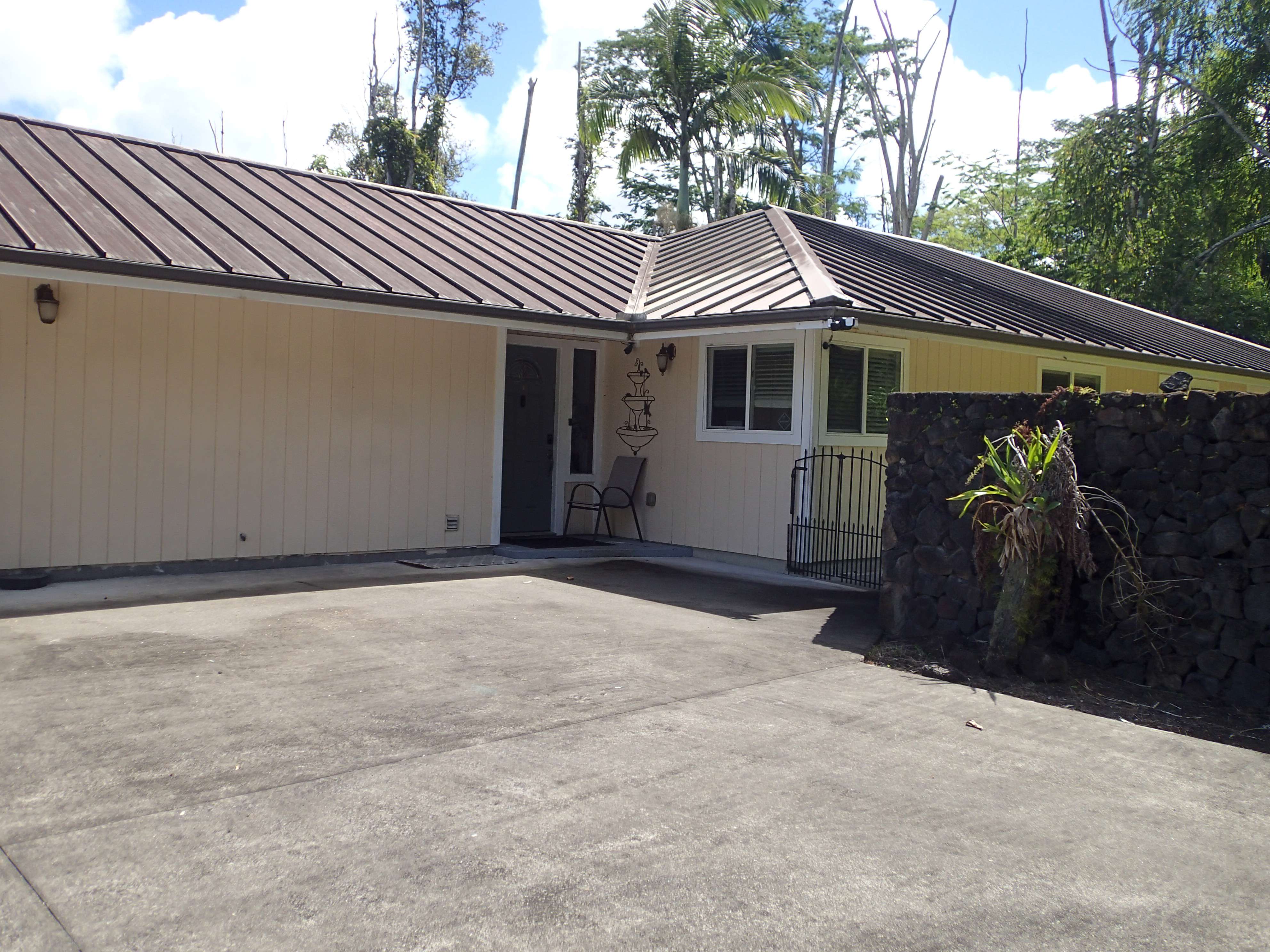 Pahoa, HI 96778,15-2790 AWA ST