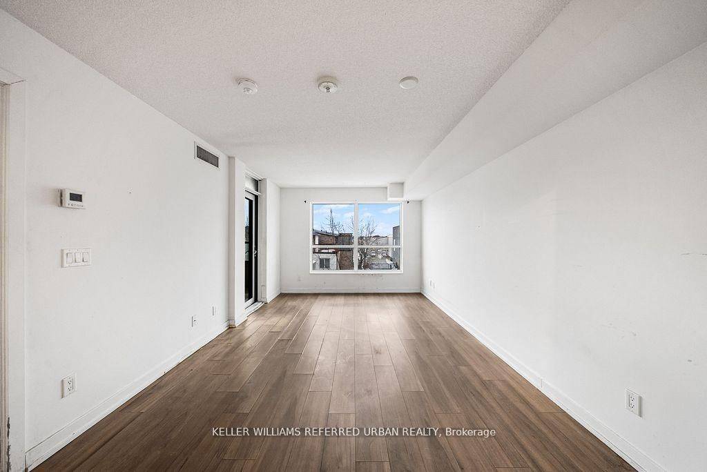 Toronto E02, ON M4C 0A6,8 Trent AVE #315