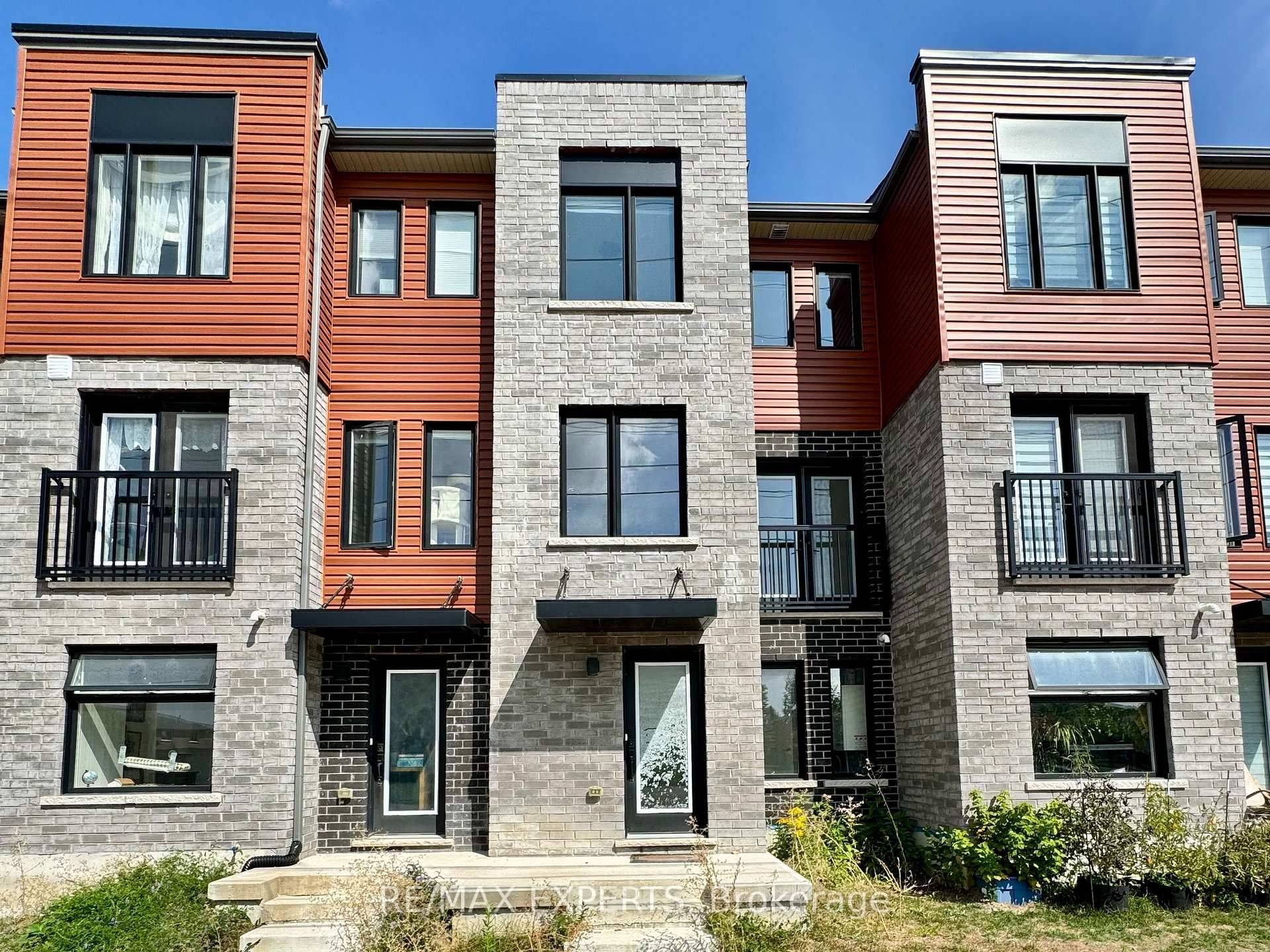 Barrie, ON L9J 0N1,67 Fairlane AVE