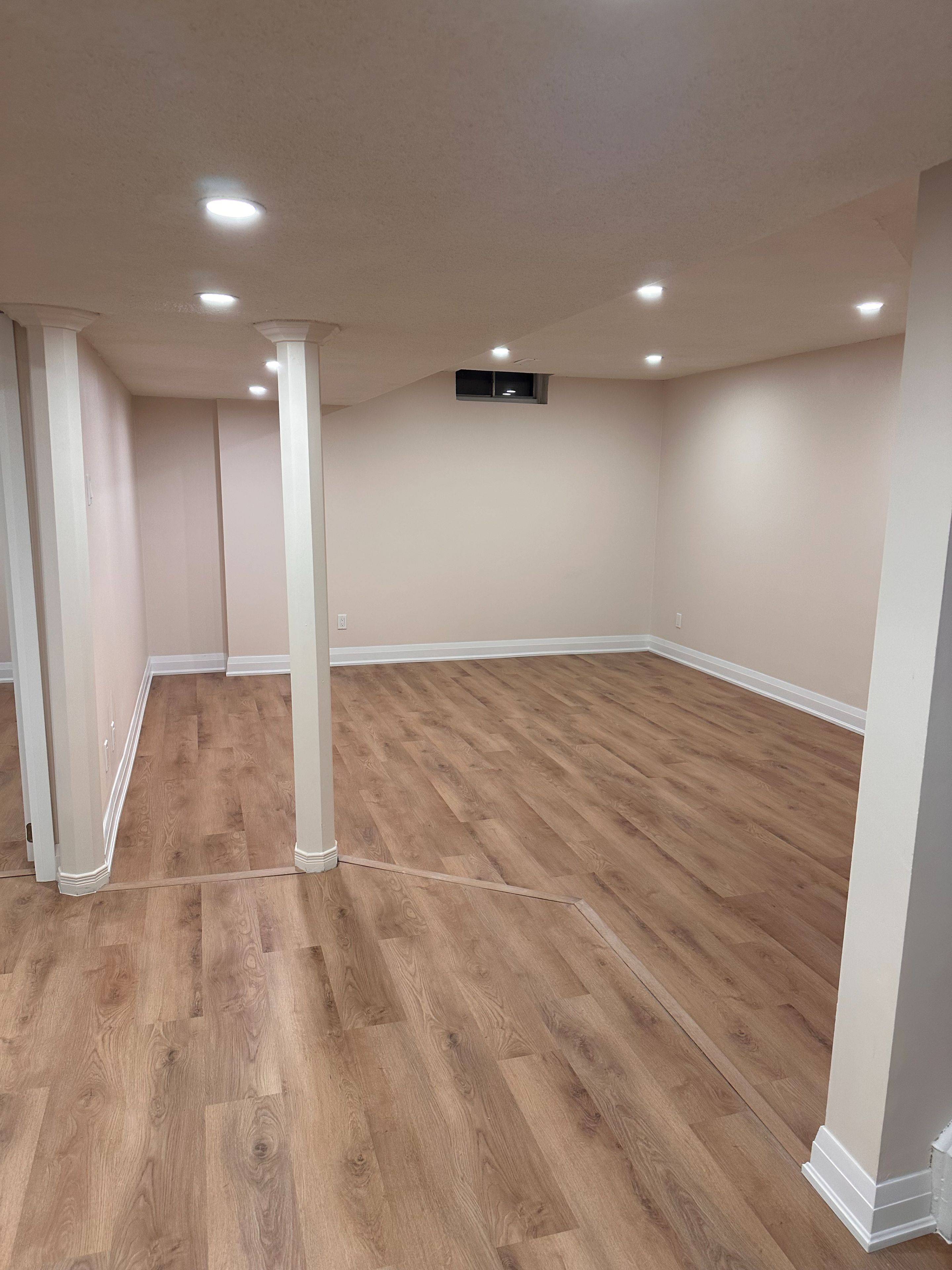 Mississauga, ON L5N 6N1,7362 Aspen AVE