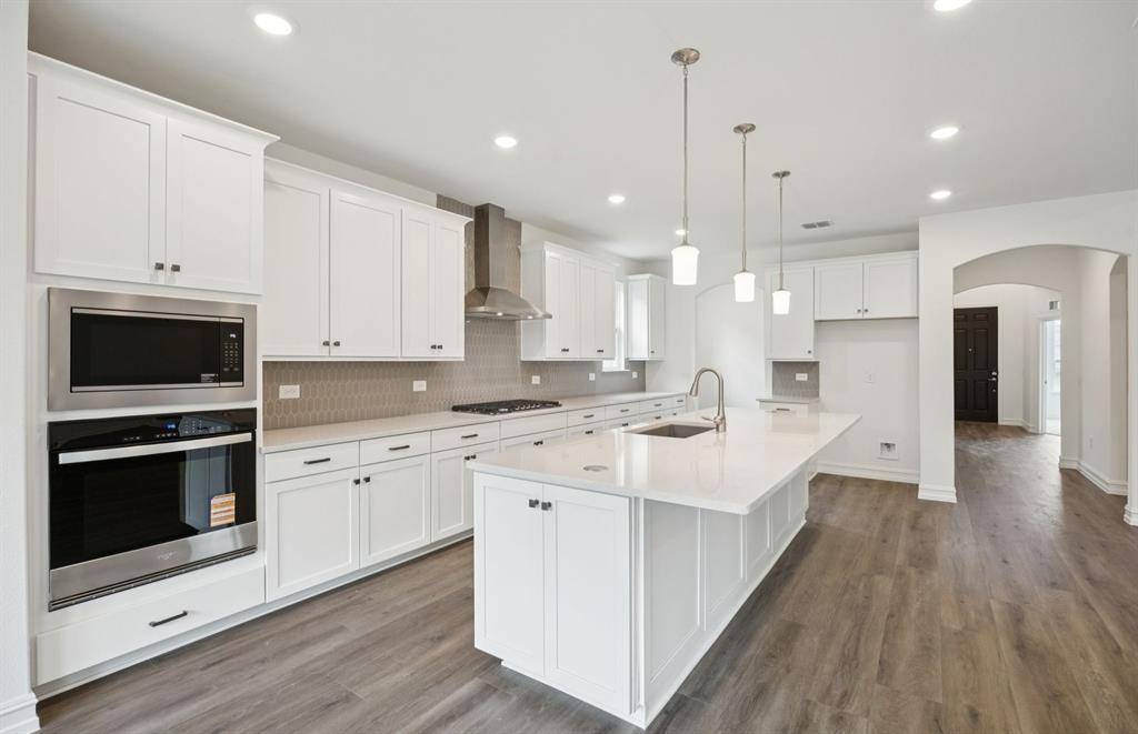 Celina, TX 75009,2704 Creekdale Drive