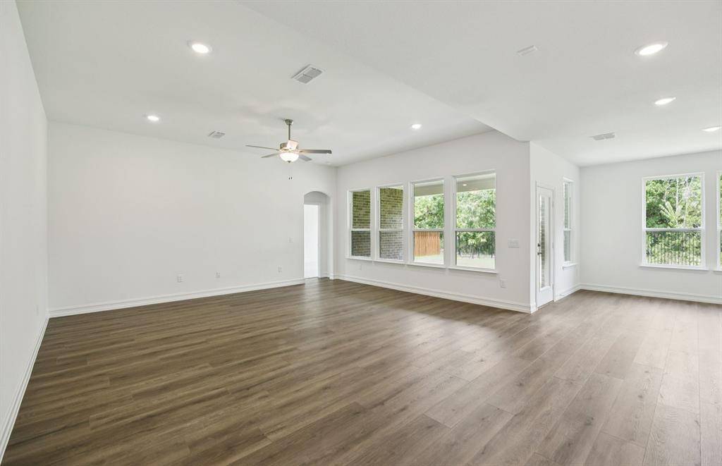 Celina, TX 75009,2704 Creekdale Drive