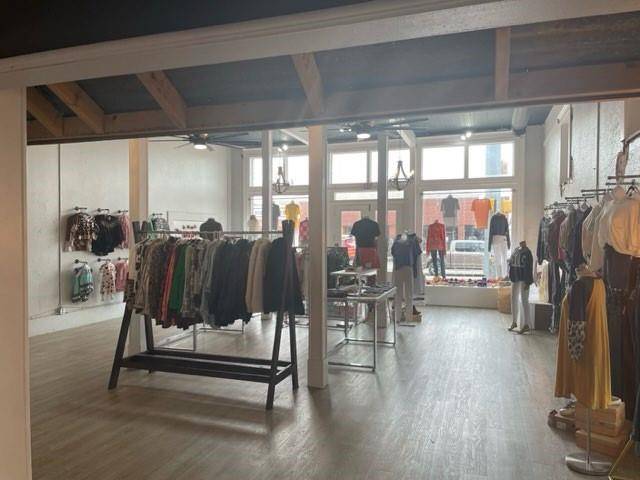 Lindale, TX 75771,100 E Hubbard Street