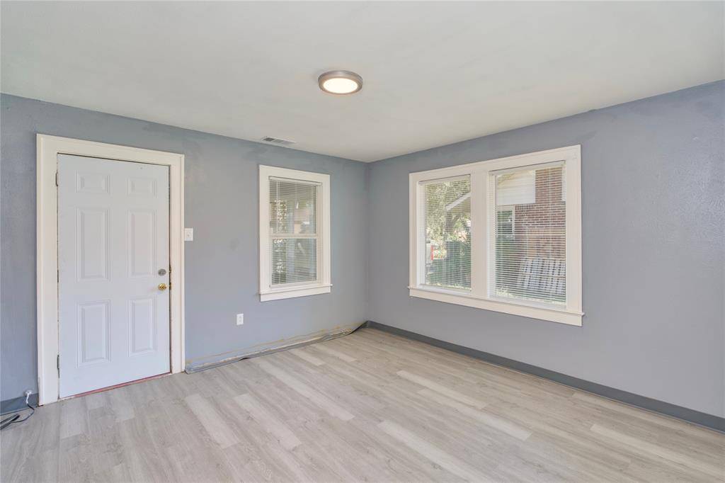 3238 Kinmore Street, Dallas, TX 75223