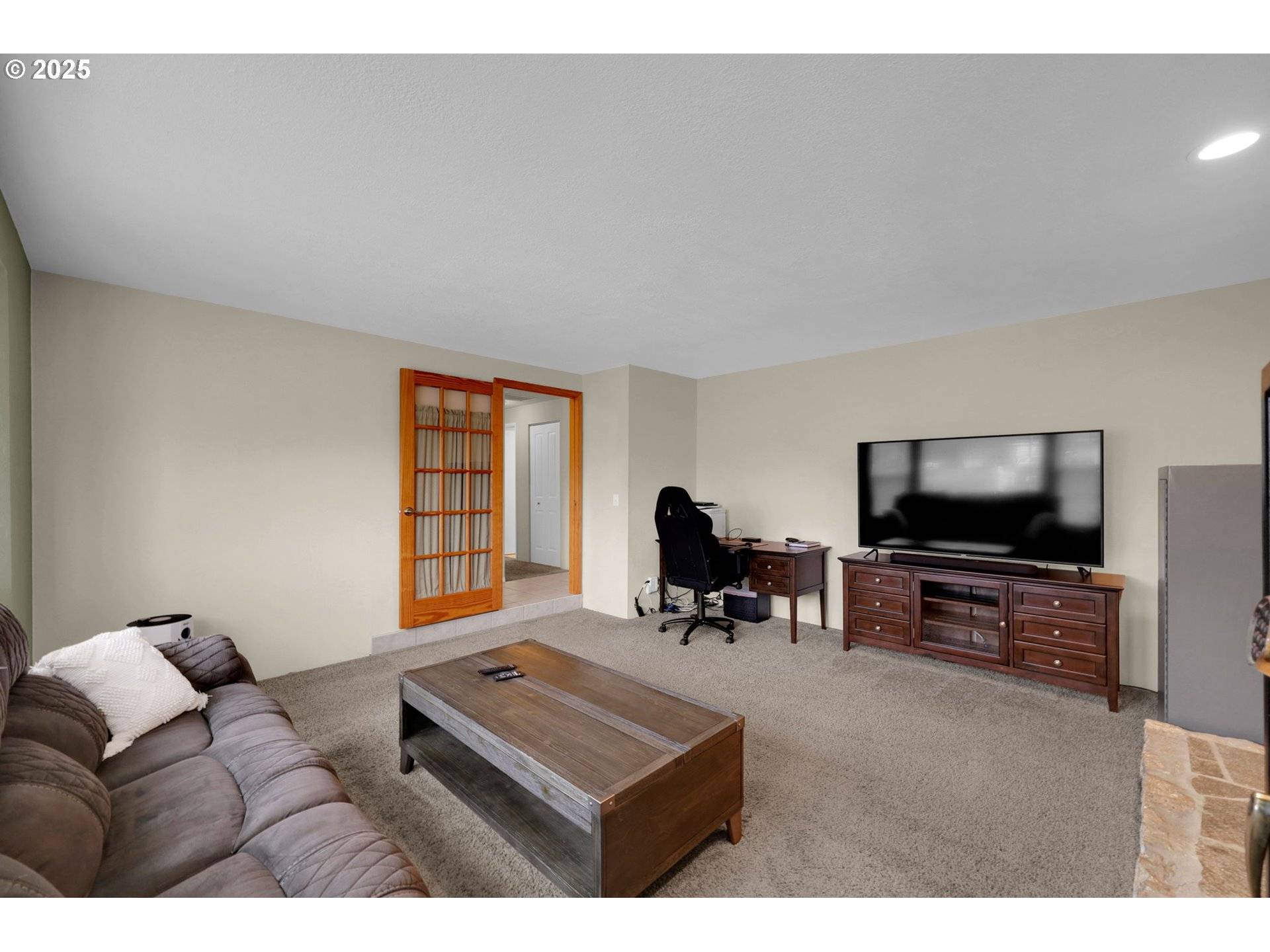 Springfield, OR 97478,482 LAKSONEN LOOP