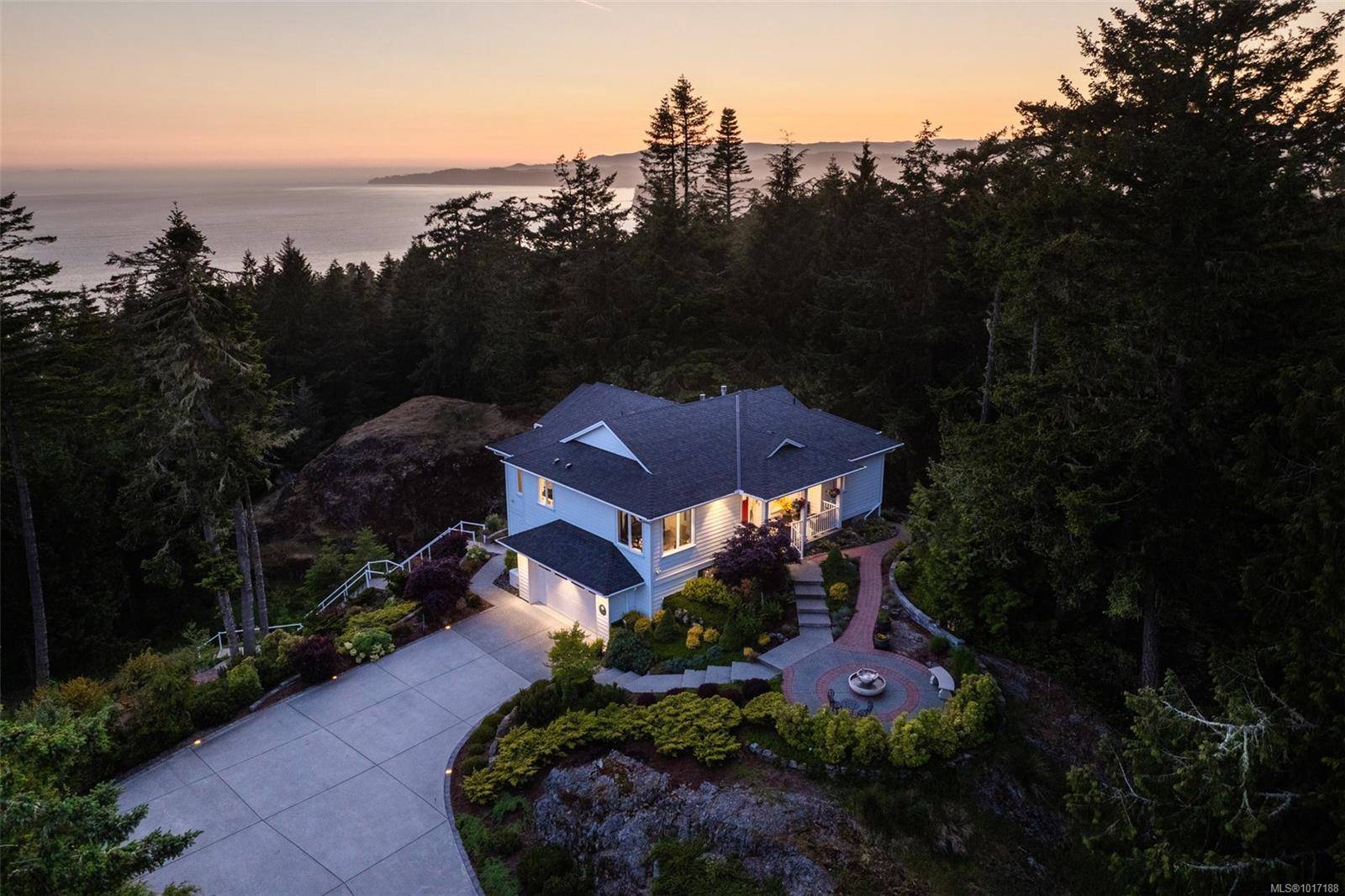 Sooke, BC V9Z 1L8,1210 Starlight Grove