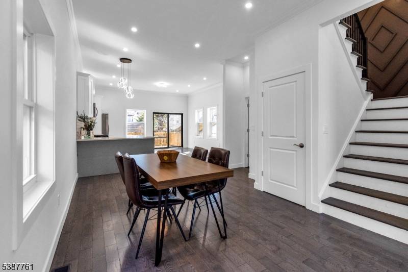 Union Twp., NJ 07088,784 Valley St