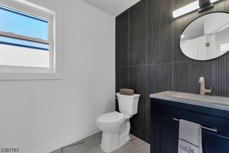 Union Twp., NJ 07088,784 Valley St