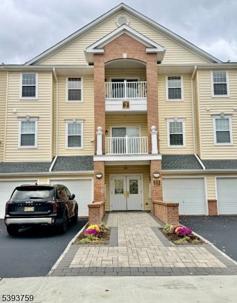 Franklin Twp., NJ 08873,2102 Ambassador Ct #2102