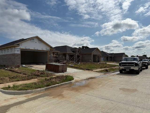 Dallas, TX 75217,10153 Budtime Lane