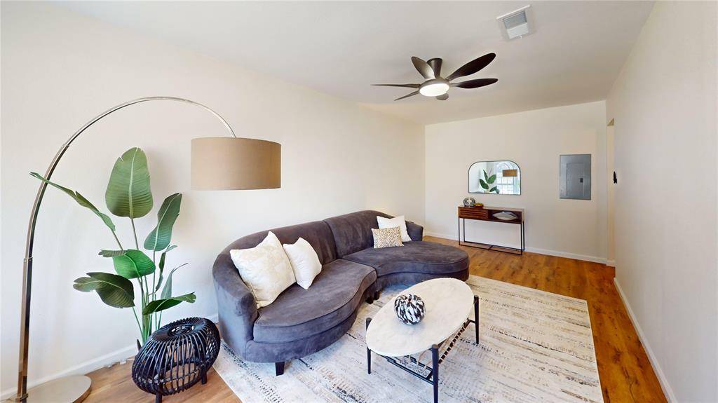 Dallas, TX 75217,245 N Nachita Drive