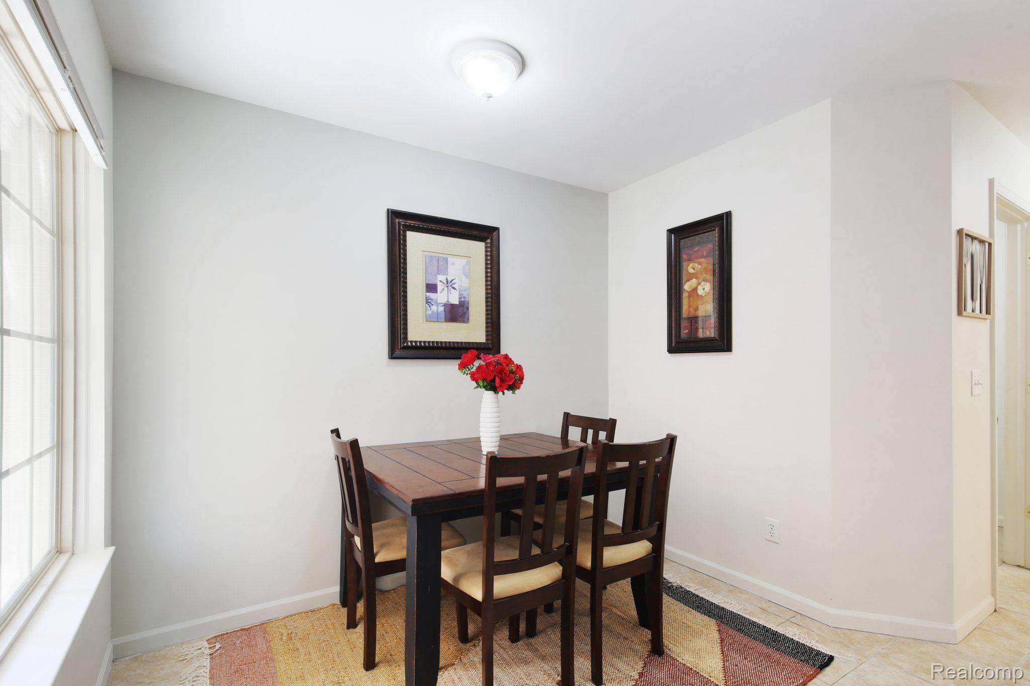 Southfield, MI 48034,28986 CHRISTOPHER LN