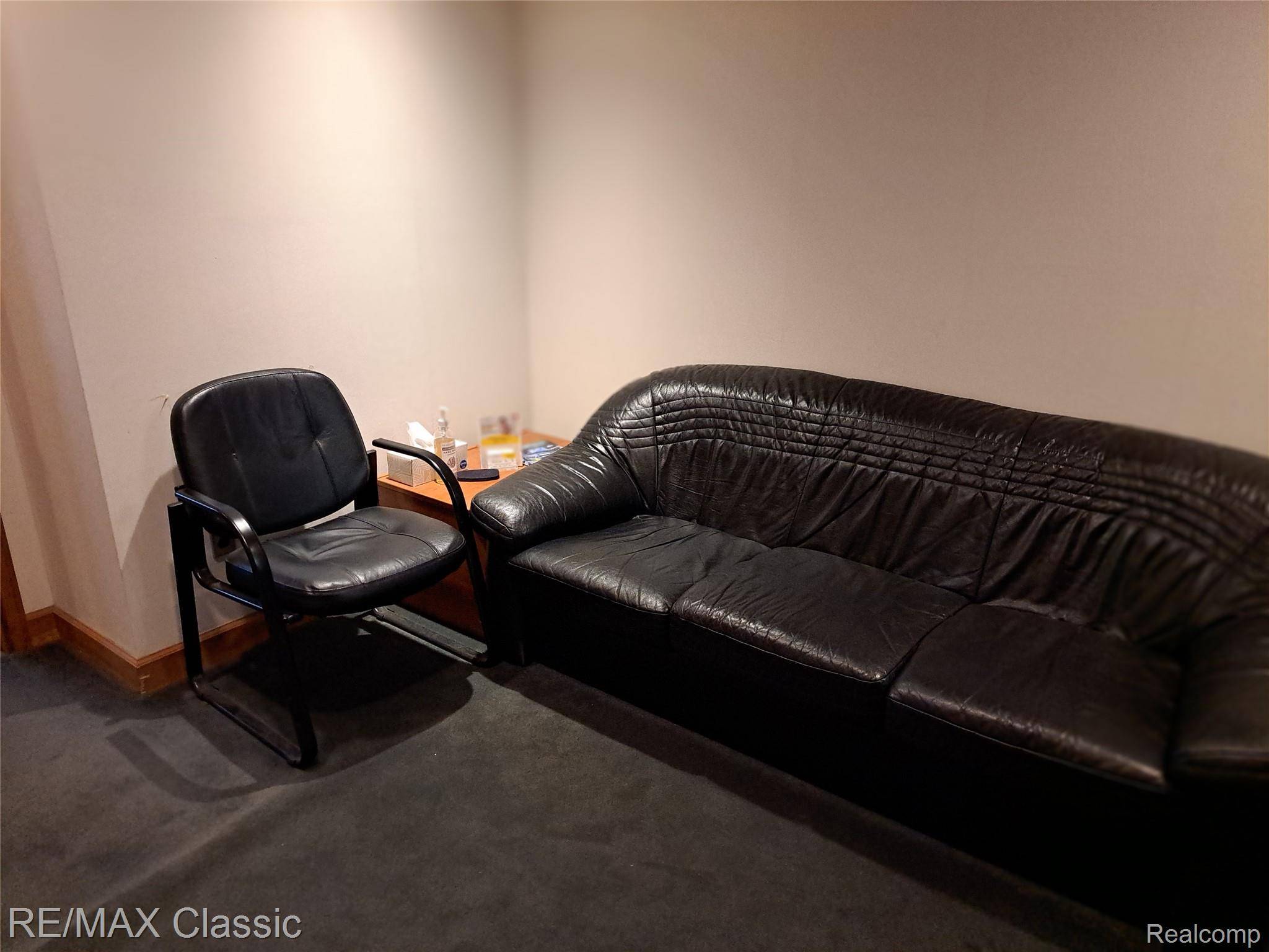 MI 48334,32905 W 12 MILE RD W #130